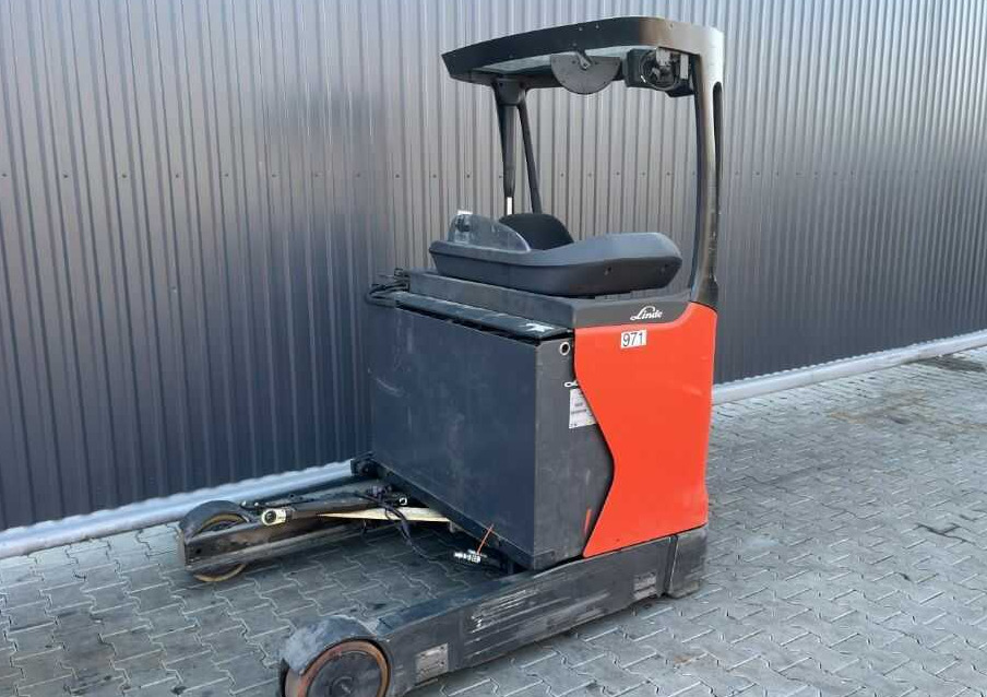 Linde R16HD-01 - Chariot à mât rétractable: photos 1 Linde R16HD-01 - Chariot à mât rétractable: photos 1