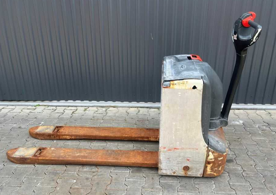 Linde T16 - Transpalette: photos 2 Linde T16 - Transpalette: photos 2