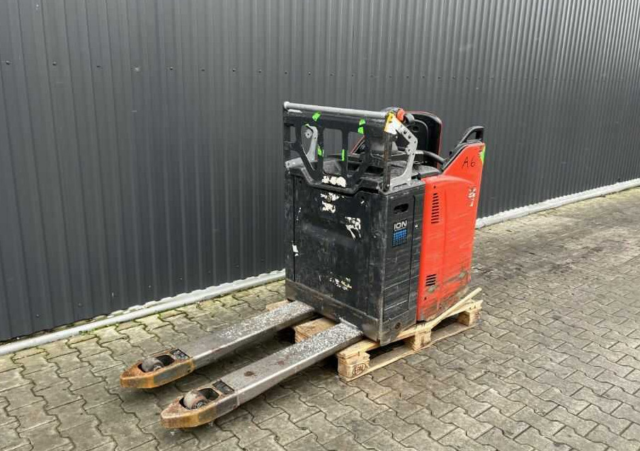 Linde T20SP-02 - Transpalette: photos 1 Linde T20SP-02 - Transpalette: photos 1