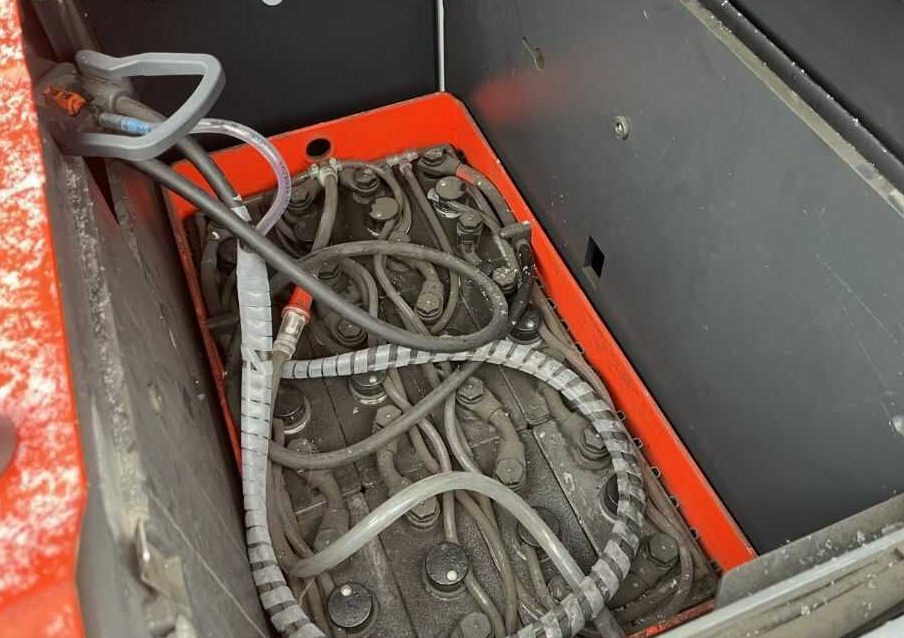 Préparateur de commandes Linde V10-02: photos 7 Préparateur de commandes Linde V10-02: photos 7