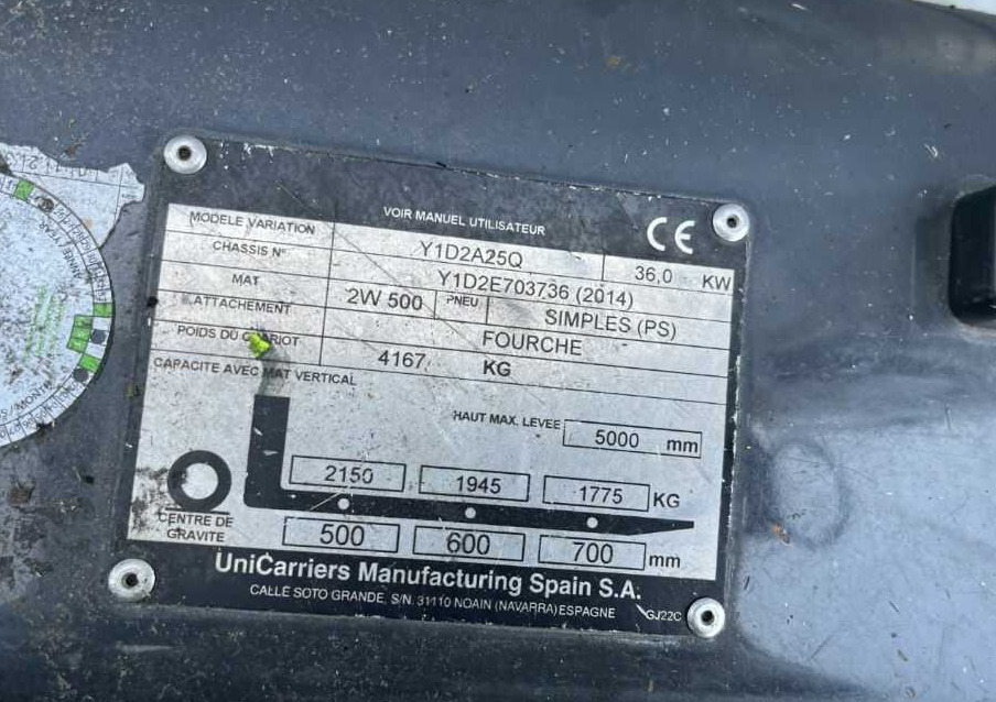 Nissan Y1D2A25Q - Chariot élévateur diesel: photos 4 Nissan Y1D2A25Q - Chariot élévateur diesel: photos 4