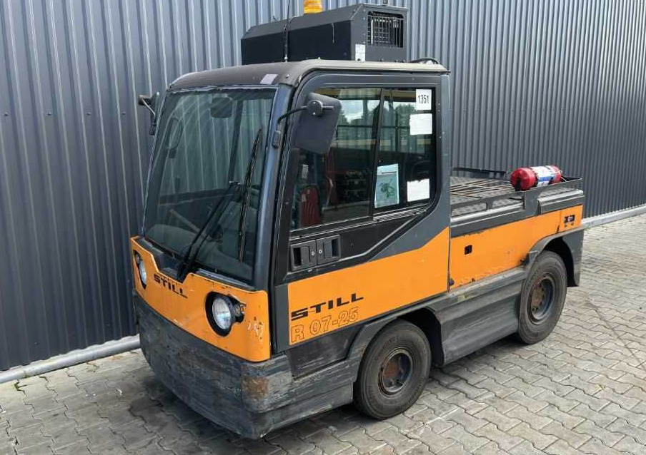 Still R07-25 - Chariot tracteur: photos 1 Still R07-25 - Chariot tracteur: photos 1