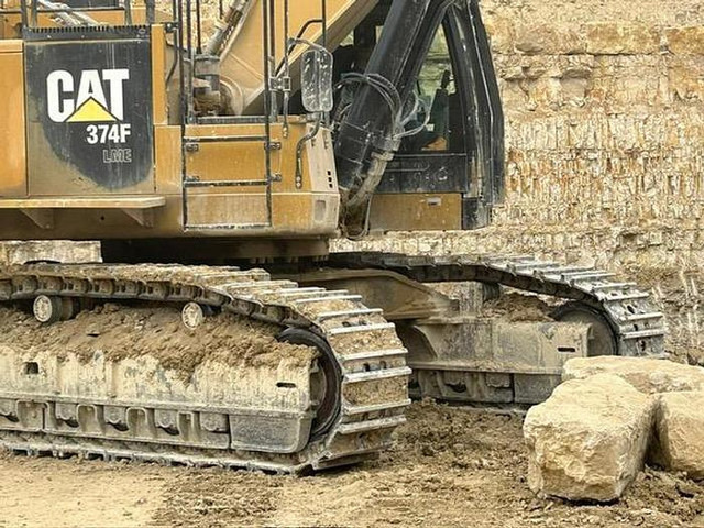 Caterpillar 374 LME - Pelle: photos 2 Caterpillar 374 LME - Pelle: photos 2