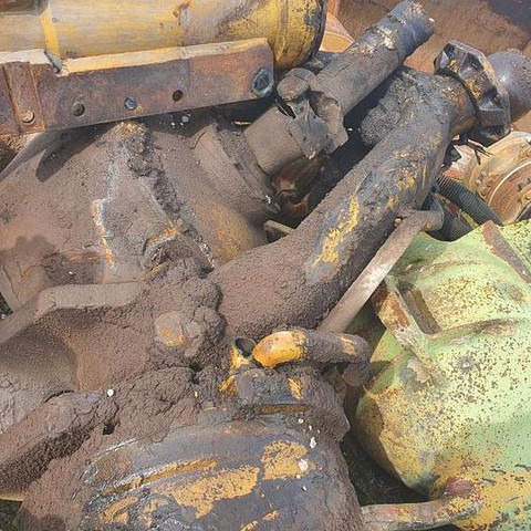 Caterpillar HG/08 VERRIN BENNE 769C 769D 771C 771D - - Essieu et pièces: photos 3 Caterpillar HG/08 VERRIN BENNE 769C 769D 771C 771D - - Essieu et pièces: photos 3