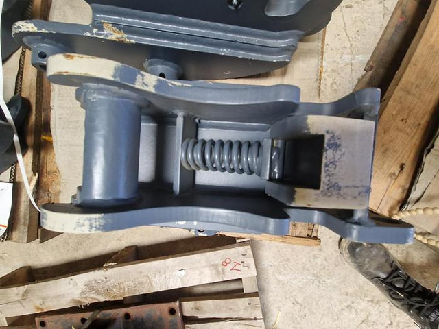 Doosan DX35Z - Engins de chantier: photos 3 Doosan DX35Z - Engins de chantier: photos 3