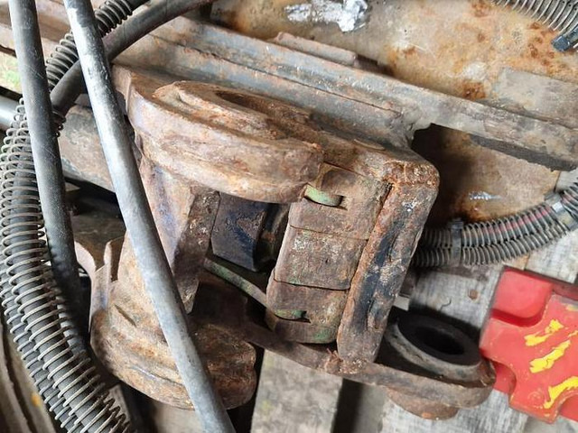 GEITH JCB3CX - Attache rapide: photos 2 GEITH JCB3CX - Attache rapide: photos 2