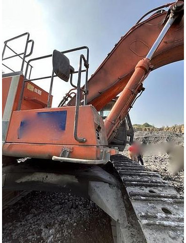 Hitachi ZX670 LCR-3 - Pelle: photos 2 Hitachi ZX670 LCR-3 - Pelle: photos 2