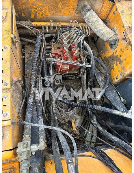 Hyundai R320 LC7 - Pelle sur chenille: photos 4 Hyundai R320 LC7 - Pelle sur chenille: photos 4