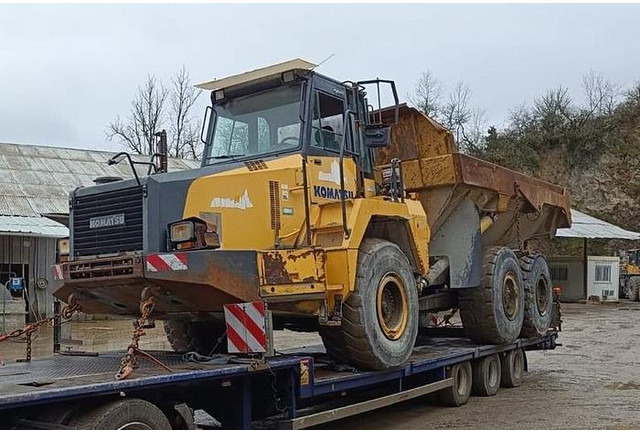 Tombereau Komatsu: photos 1