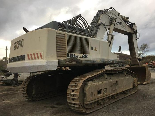 Liebherr R974B SHD - Pelle: photos 1 Liebherr R974B SHD - Pelle: photos 1