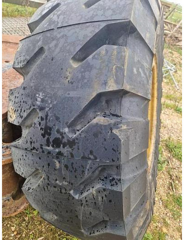 Michelin 17,5 R 25 Xmine D2 - - Pièces de rechange: photos 3 Michelin 17,5 R 25 Xmine D2 - - Pièces de rechange: photos 3