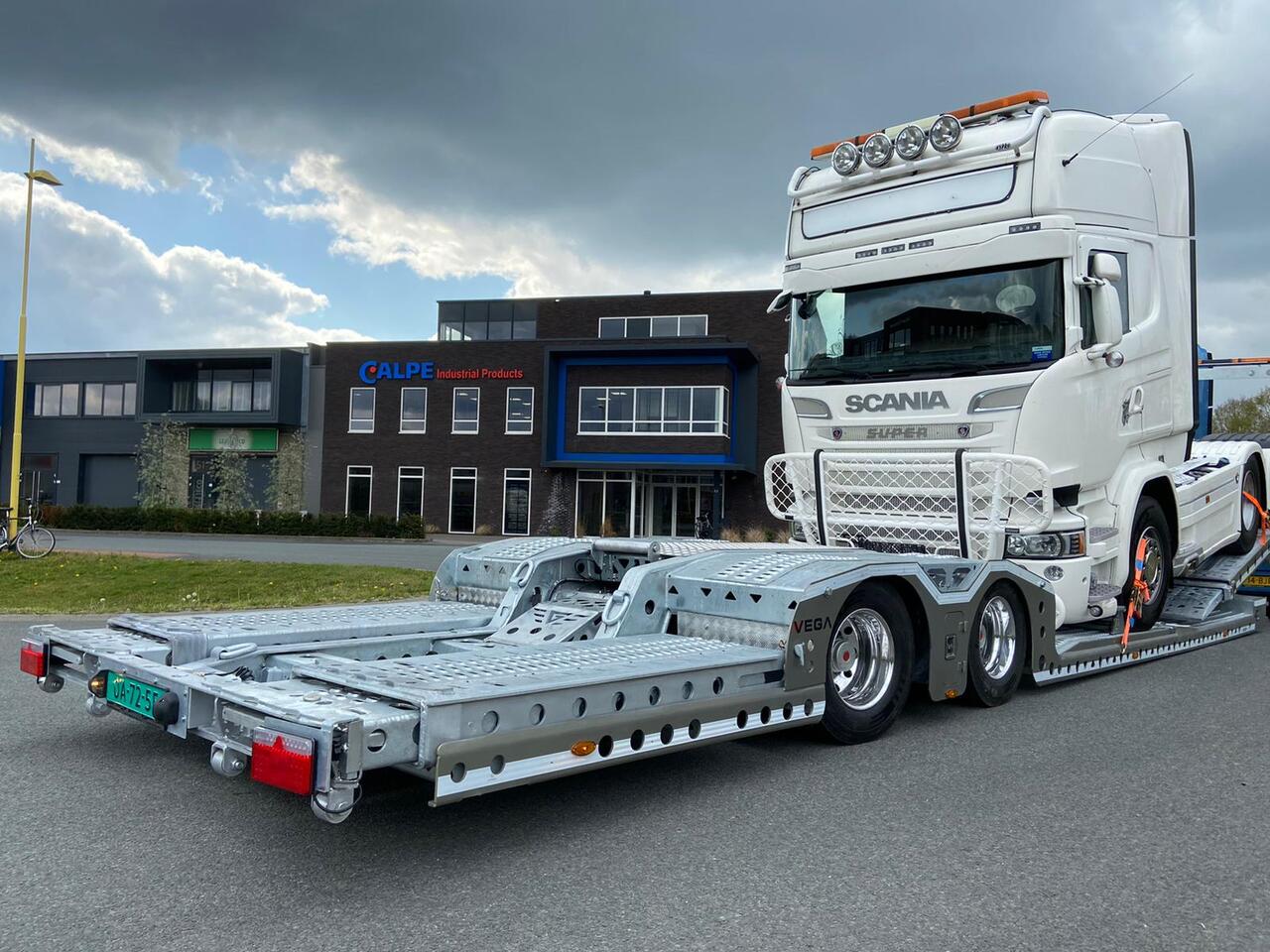 Vegafix (2 Axle Truck Carrier) - Semi-remorque porte-voitures: photos 4 Vegafix (2 Axle Truck Carrier) - Semi-remorque porte-voitures: photos 4