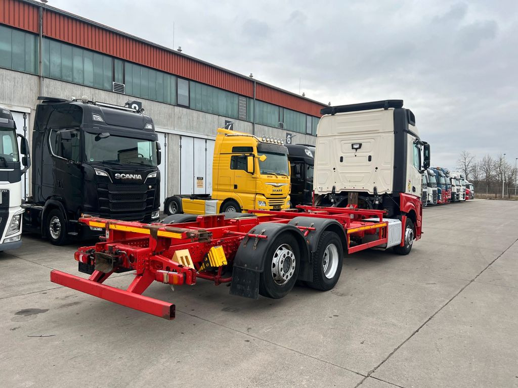 Mercedes-Benz ACTROS 2542 * RETARDER * KLIMA * LIFTACHSE * - Camion porte-conteneur/ Caisse mobile: photos 4 Mercedes-Benz ACTROS 2542 * RETARDER * KLIMA * LIFTACHSE * - Camion porte-conteneur/ Caisse mobile: photos 4