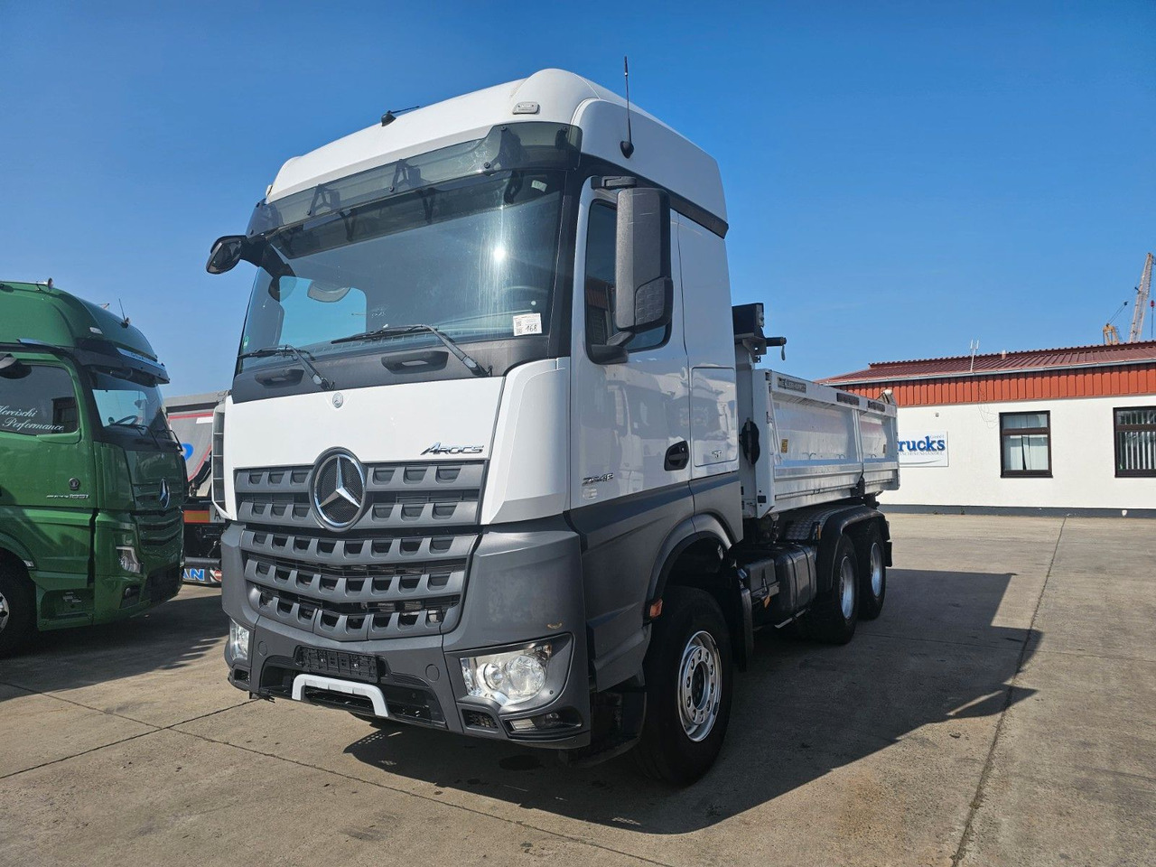 Mercedes-Benz AROCS 2648 * RETARDER * MEILER AUFBAU*BOARDMATIC - Camion benne: photos 1 Mercedes-Benz AROCS 2648 * RETARDER * MEILER AUFBAU*BOARDMATIC - Camion benne: photos 1