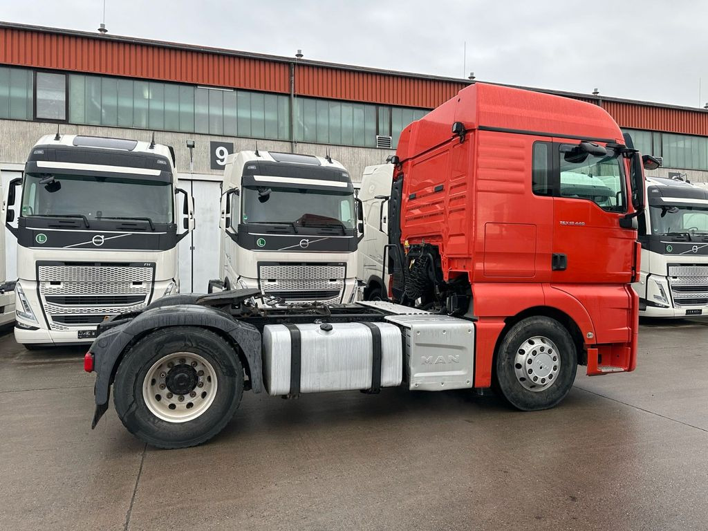 MAN TGX 18.440 * RETARDER*STANDKLIMA*ALCOA*KIPPHYDRA - Tracteur routier: photos 5 MAN TGX 18.440 * RETARDER*STANDKLIMA*ALCOA*KIPPHYDRA - Tracteur routier: photos 5