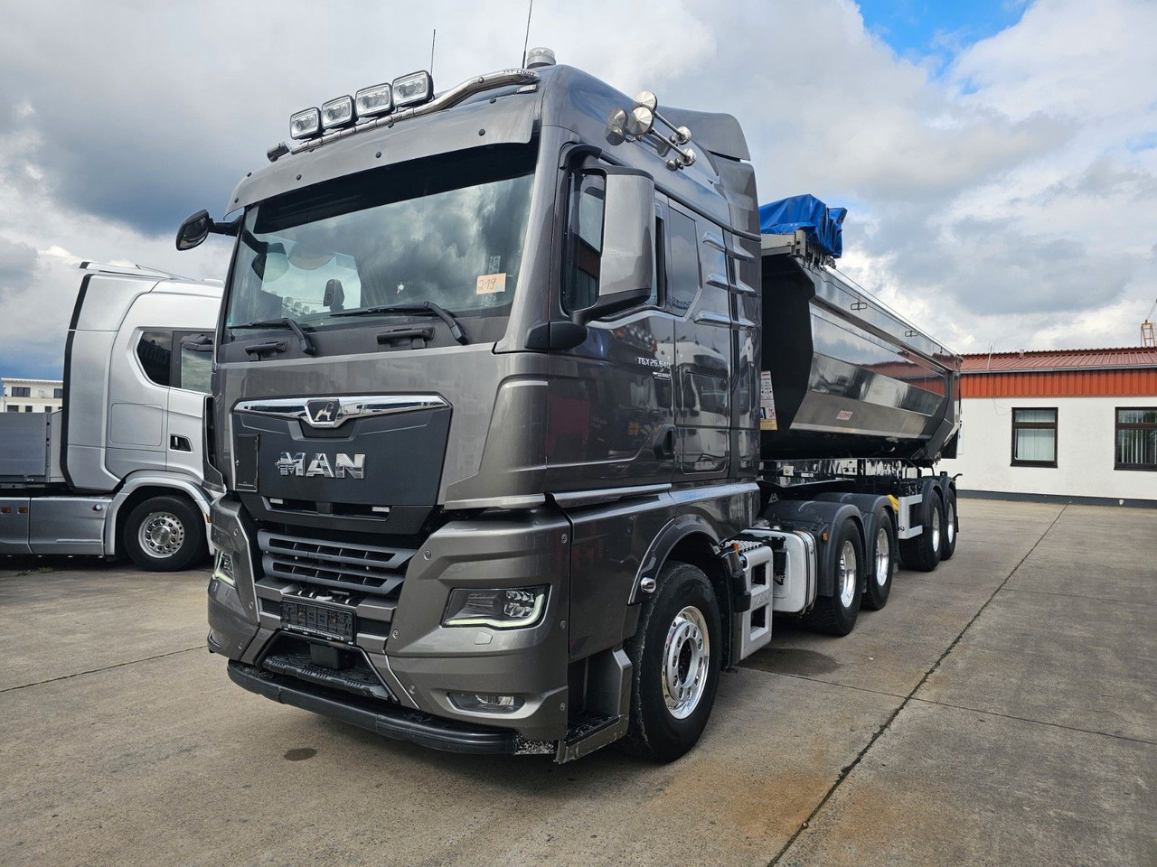 MAN TGX 26.640 * STANDKLIMA * ALCOA * VOLL * - Tracteur routier: photos 1 MAN TGX 26.640 * STANDKLIMA * ALCOA * VOLL * - Tracteur routier: photos 1