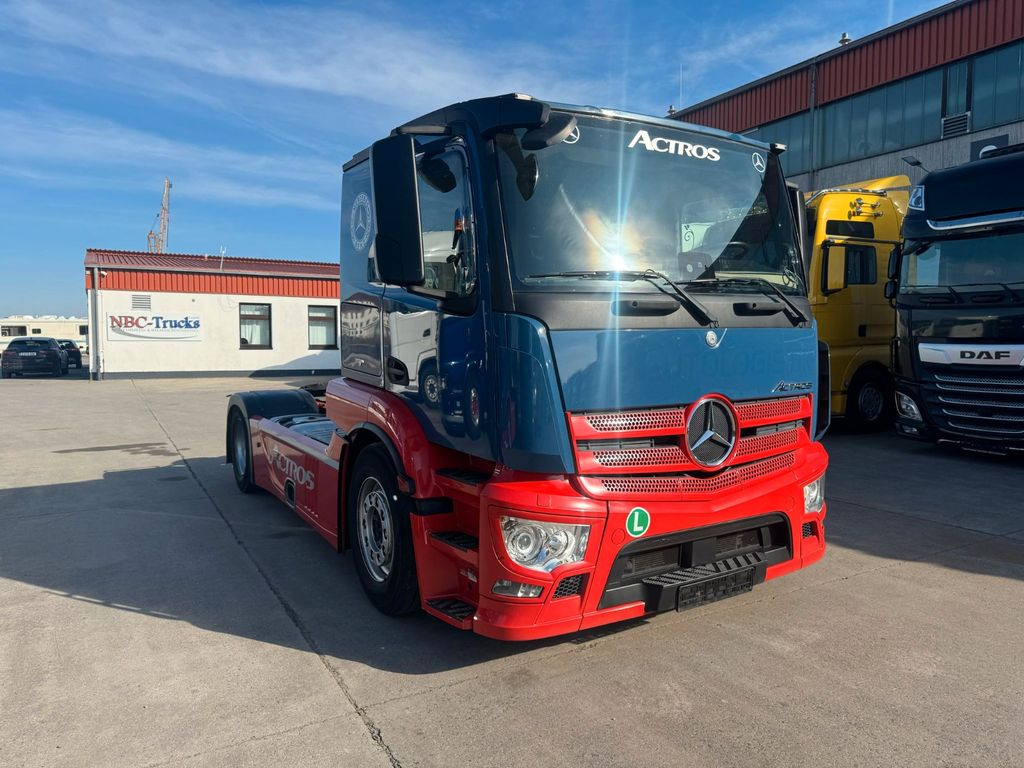 Mercedes-Benz ACTROS 1843 * AUTOTRANSPORTER * LEDER * ACC * - Tracteur routier: photos 4 Mercedes-Benz ACTROS 1843 * AUTOTRANSPORTER * LEDER * ACC * - Tracteur routier: photos 4