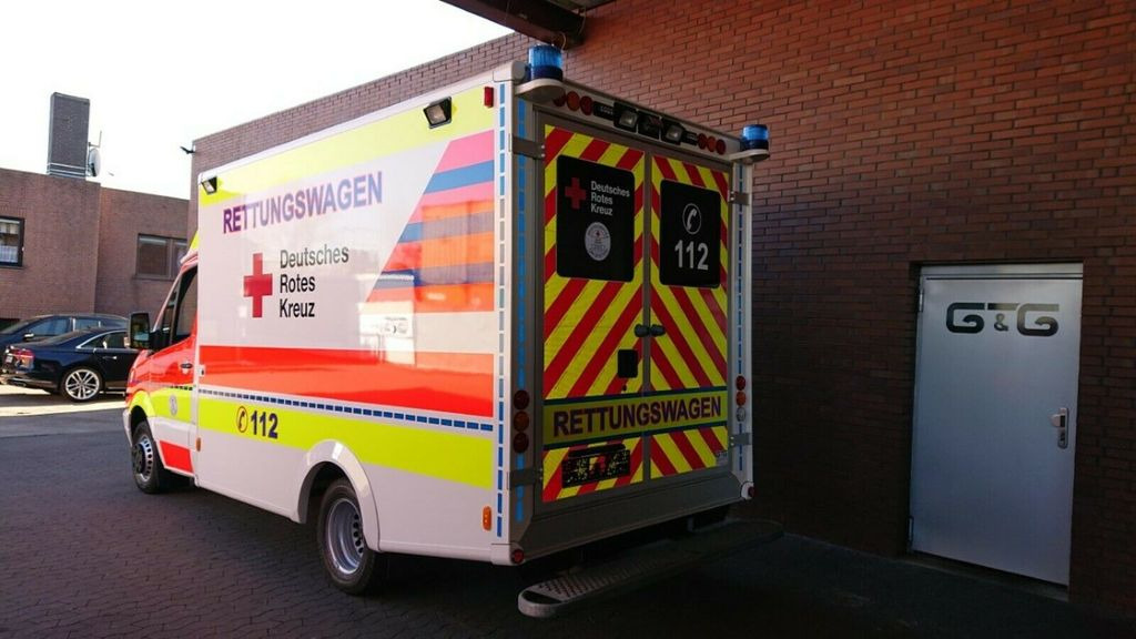 Mercedes-Benz Sprinter 516 // 1 J Garantie // Mercedes-Benz Sprinter 516 // 1 J Garantie // - Ambulance: photos 5 Mercedes-Benz Sprinter 516 // 1 J Garantie // Mercedes-Benz Sprinter 516 // 1 J Garantie // - Ambulance: photos 5