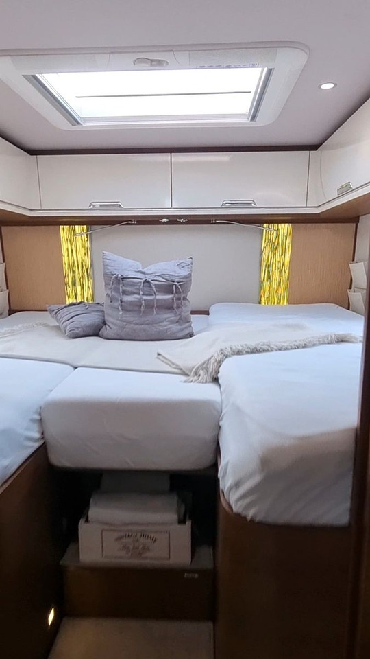 Niesmann + Bischoff Flair 880 BE - Camping-car intégral: photos 5 Niesmann + Bischoff Flair 880 BE - Camping-car intégral: photos 5