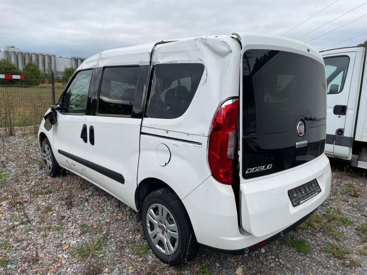 Fiat Doblo Maxi 1.6 M-Jet Euro6 Klima ZV - Transport de personnes: photos 5 Fiat Doblo Maxi 1.6 M-Jet Euro6 Klima ZV - Transport de personnes: photos 5