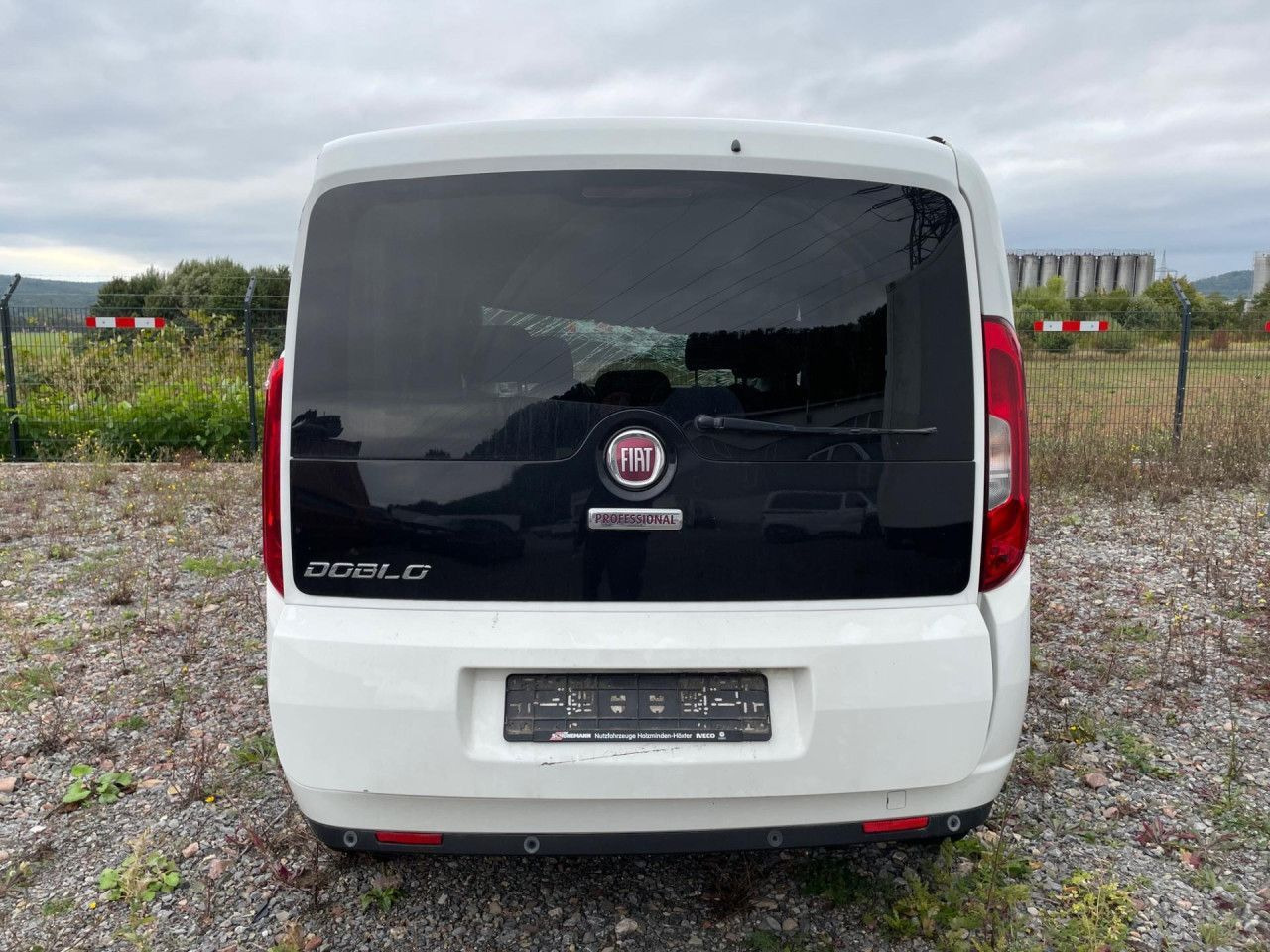 Fiat Doblo Maxi 1.6 M-Jet Euro6 Klima ZV - Transport de personnes: photos 4 Fiat Doblo Maxi 1.6 M-Jet Euro6 Klima ZV - Transport de personnes: photos 4