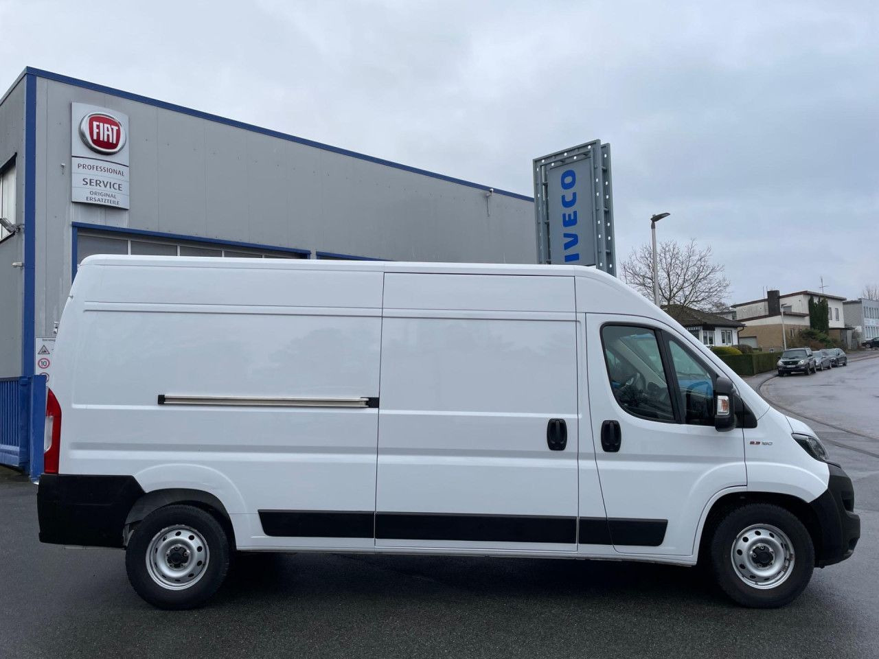 Fiat Ducato 35 180-MJet L4H2 Euro6 Klima AHK Navi ZV - Fourgon utilitaire: photos 3 Fiat Ducato 35 180-MJet L4H2 Euro6 Klima AHK Navi ZV - Fourgon utilitaire: photos 3