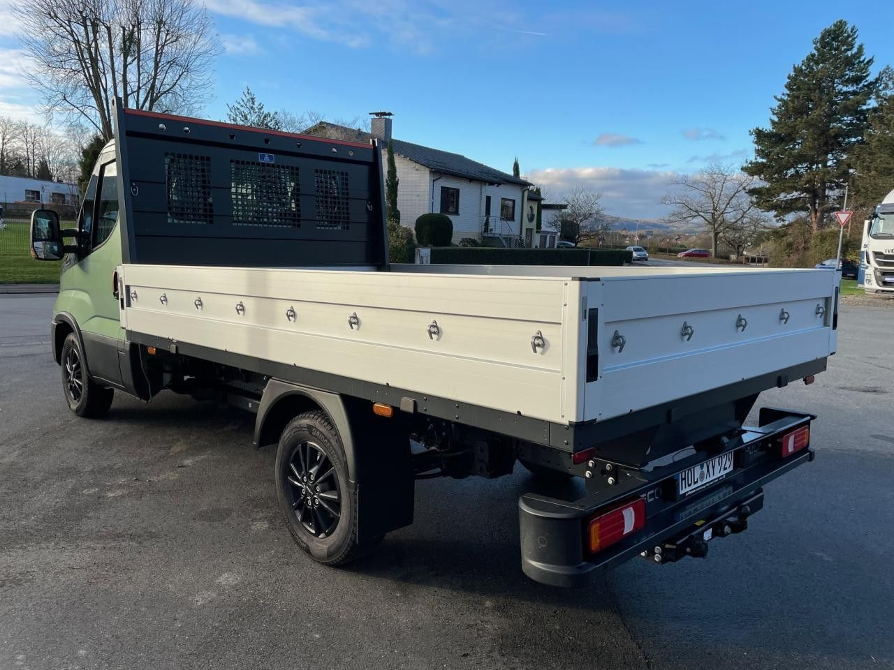 Iveco Daily 35S14A8 Euro6 Klima AHK Navi ZV Iveco Daily 35S14A8 Euro6 Klima AHK Navi ZV - Fourgon plateau: photos 5 Iveco Daily 35S14A8 Euro6 Klima AHK Navi ZV Iveco Daily 35S14A8 Euro6 Klima AHK Navi ZV - Fourgon plateau: photos 5