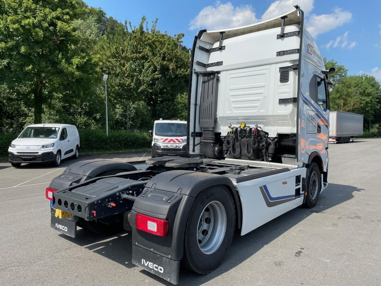 Iveco S-Way AS440S50T/P Euro6 Intarder Klima Navi ZV - Tracteur routier: photos 4 Iveco S-Way AS440S50T/P Euro6 Intarder Klima Navi ZV - Tracteur routier: photos 4