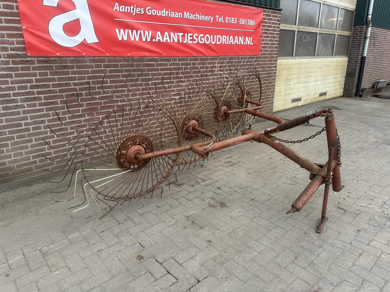 4 bords gedragen acrobaat - Gebruikt - Faneuse: photos 3 4 bords gedragen acrobaat - Gebruikt - Faneuse: photos 3