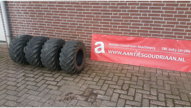 Alliance 26x12.00-12 - Pneu pour Machine agricole: photos 1 Alliance 26x12.00-12 - Pneu pour Machine agricole: photos 1