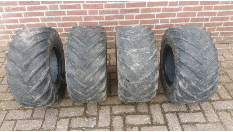 Alliance 26x12.00-12 - Pneu pour Machine agricole: photos 2 Alliance 26x12.00-12 - Pneu pour Machine agricole: photos 2