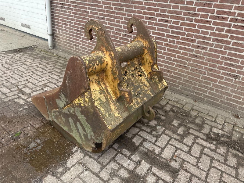 CW 30 - Godet pour Engins de chantier: photos 2 CW 30 - Godet pour Engins de chantier: photos 2