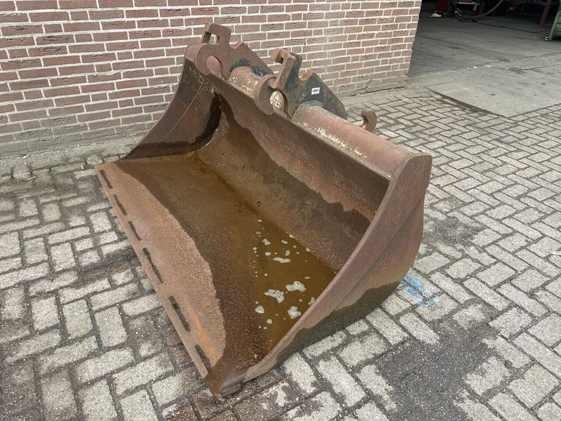 CW 30 - Godet pour Engins de chantier: photos 3 CW 30 - Godet pour Engins de chantier: photos 3