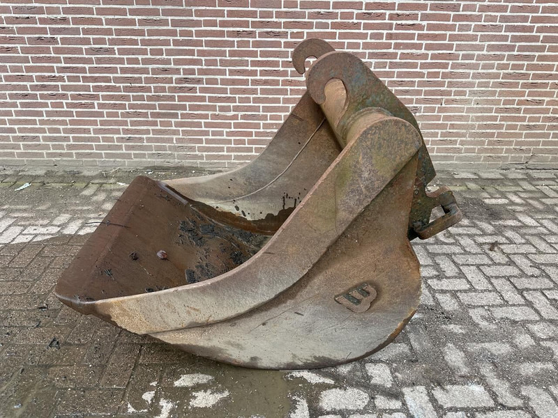 CW 30 - Godet pour Pelle: photos 2 CW 30 - Godet pour Pelle: photos 2