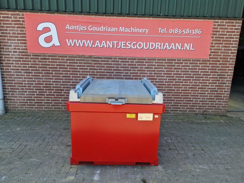 Diesel tank/ IBC - Cuve de stockage: photos 1 Diesel tank/ IBC - Cuve de stockage: photos 1