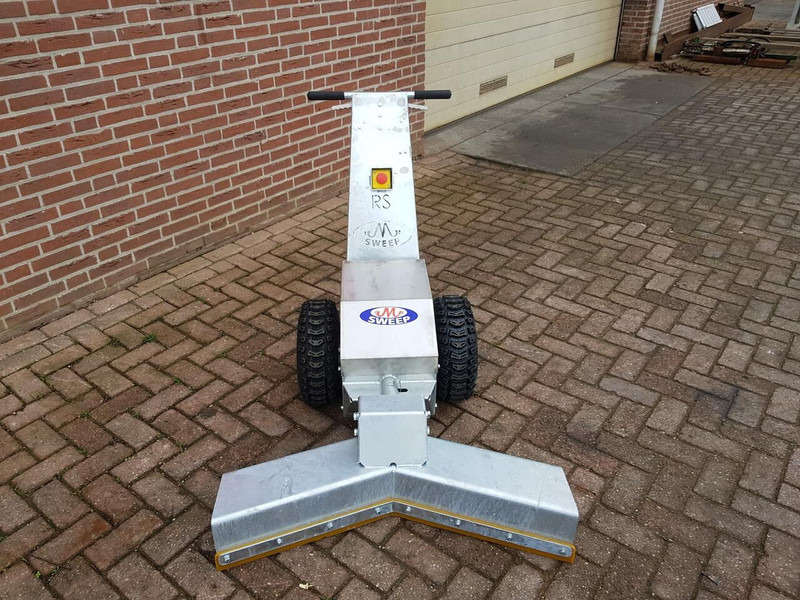 Elektrische mestschuif - Matériel d'élevage: photos 2 Elektrische mestschuif - Matériel d'élevage: photos 2