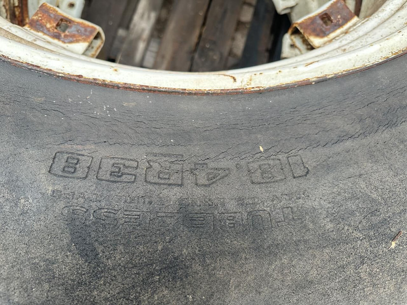 Goodyear - Pneus et jantes: photos 3 Goodyear - Pneus et jantes: photos 3