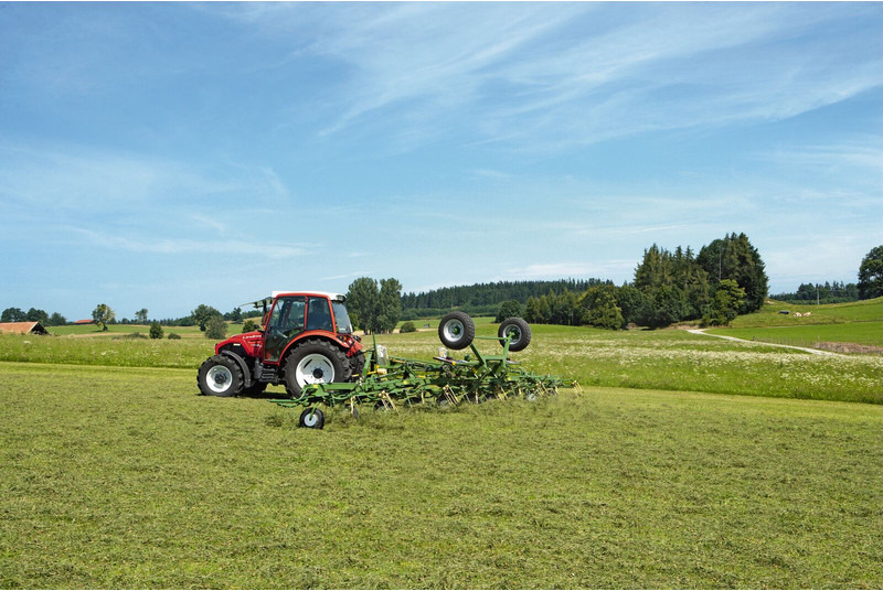 Krone getrokken schudders KWT met wielstel - Faneuse: photos 2 Krone getrokken schudders KWT met wielstel - Faneuse: photos 2