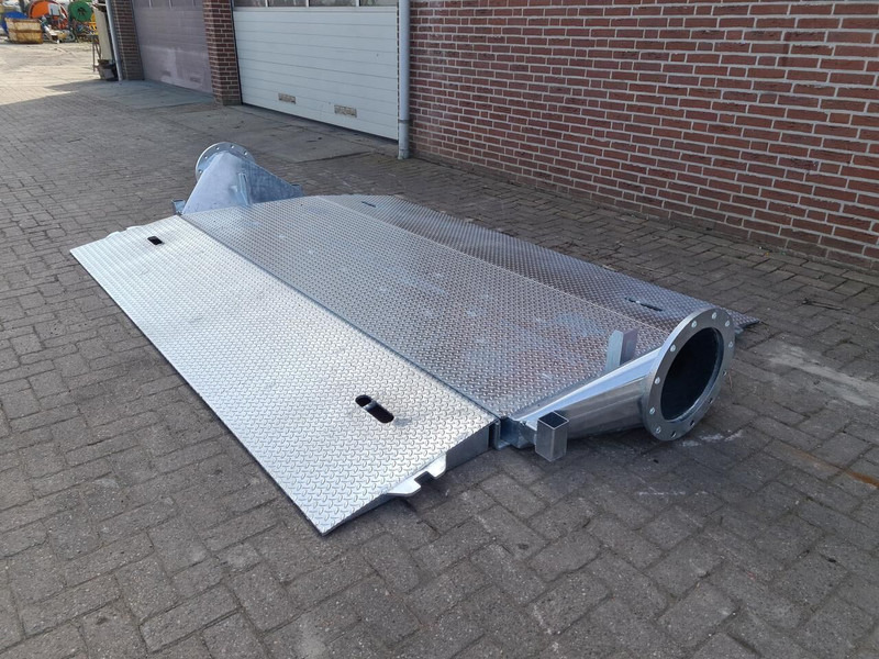 Leidingdrempel / road ramp - Rampe de chargement: photos 2 Leidingdrempel / road ramp - Rampe de chargement: photos 2