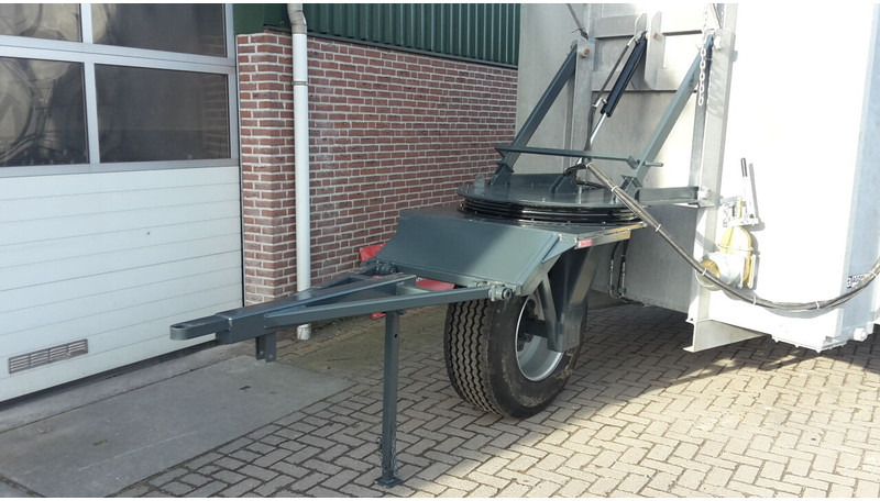 Mestcontainer met neuswiel - Distributeur d'engrais: photos 4 Mestcontainer met neuswiel - Distributeur d'engrais: photos 4