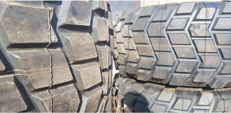 Michelin xs - Pneus et jantes: photos 3 Michelin xs - Pneus et jantes: photos 3