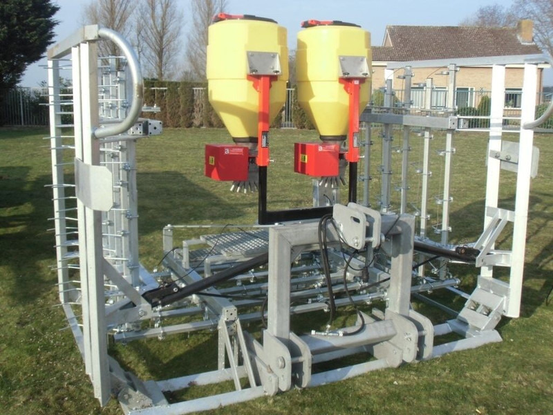 N0034 Eggen - Faneuse: photos 2 N0034 Eggen - Faneuse: photos 2