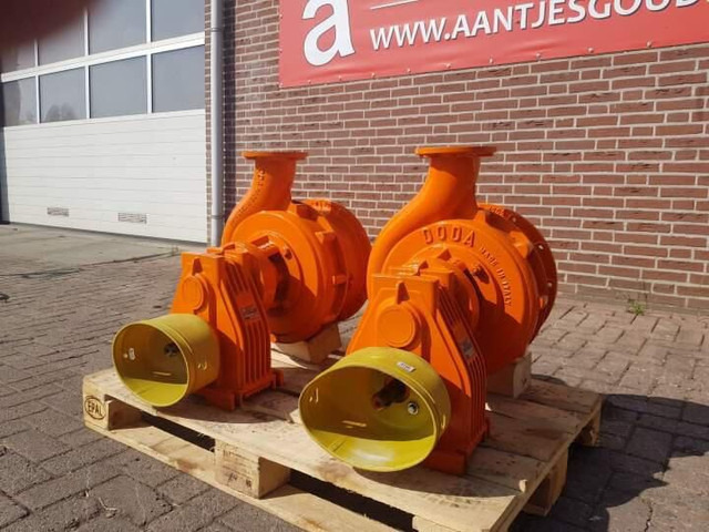 Onbekend Centrifugaalpomp - Pompe à eau: photos 2 Onbekend Centrifugaalpomp - Pompe à eau: photos 2