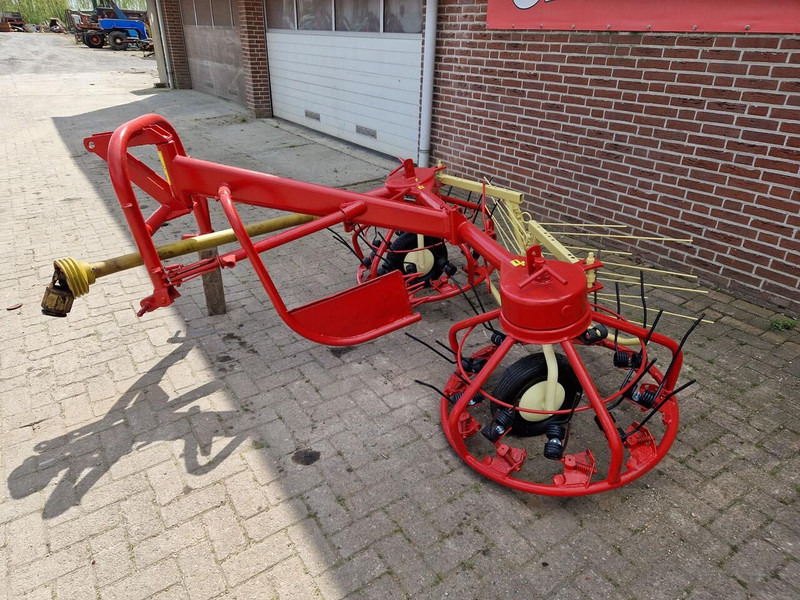 Onbekend - Faneuse: photos 2 Onbekend - Faneuse: photos 2