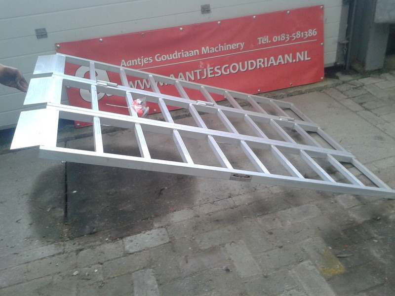 Onbekend Rijplank - Rampe de chargement: photos 1 Onbekend Rijplank - Rampe de chargement: photos 1
