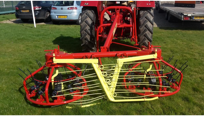 PZ strela - Faneuse: photos 4 PZ strela - Faneuse: photos 4