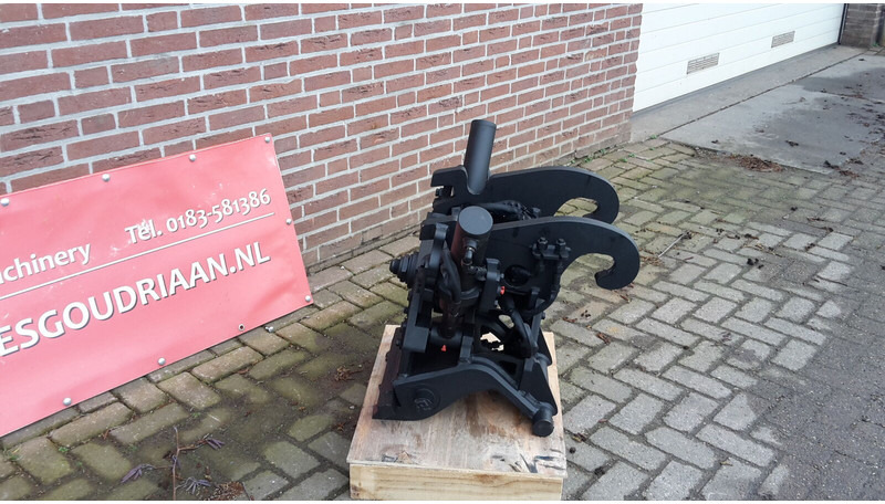 Pladdet kantelstuk cw10 - Tiltrotator pour Engins de chantier: photos 1 Pladdet kantelstuk cw10 - Tiltrotator pour Engins de chantier: photos 1