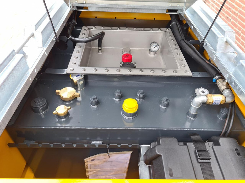 Tankwagen snelverkeer tandemas - Remorque citerne: photos 4 Tankwagen snelverkeer tandemas - Remorque citerne: photos 4