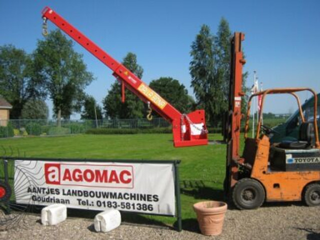 Telescopische hijsjip - Mini grue: photos 1 Telescopische hijsjip - Mini grue: photos 1