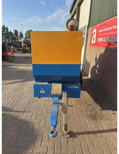 WATERPOMP met diesel motor - Gebruikt - Pompe à eau: photos 5 WATERPOMP met diesel motor - Gebruikt - Pompe à eau: photos 5